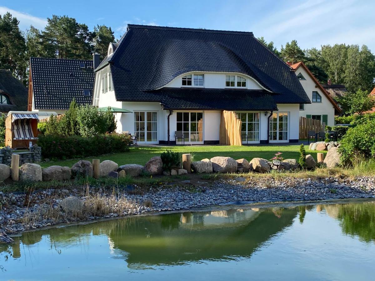 Ferien-Im-Duenenhaus Lasse Glowe Exteriör bild