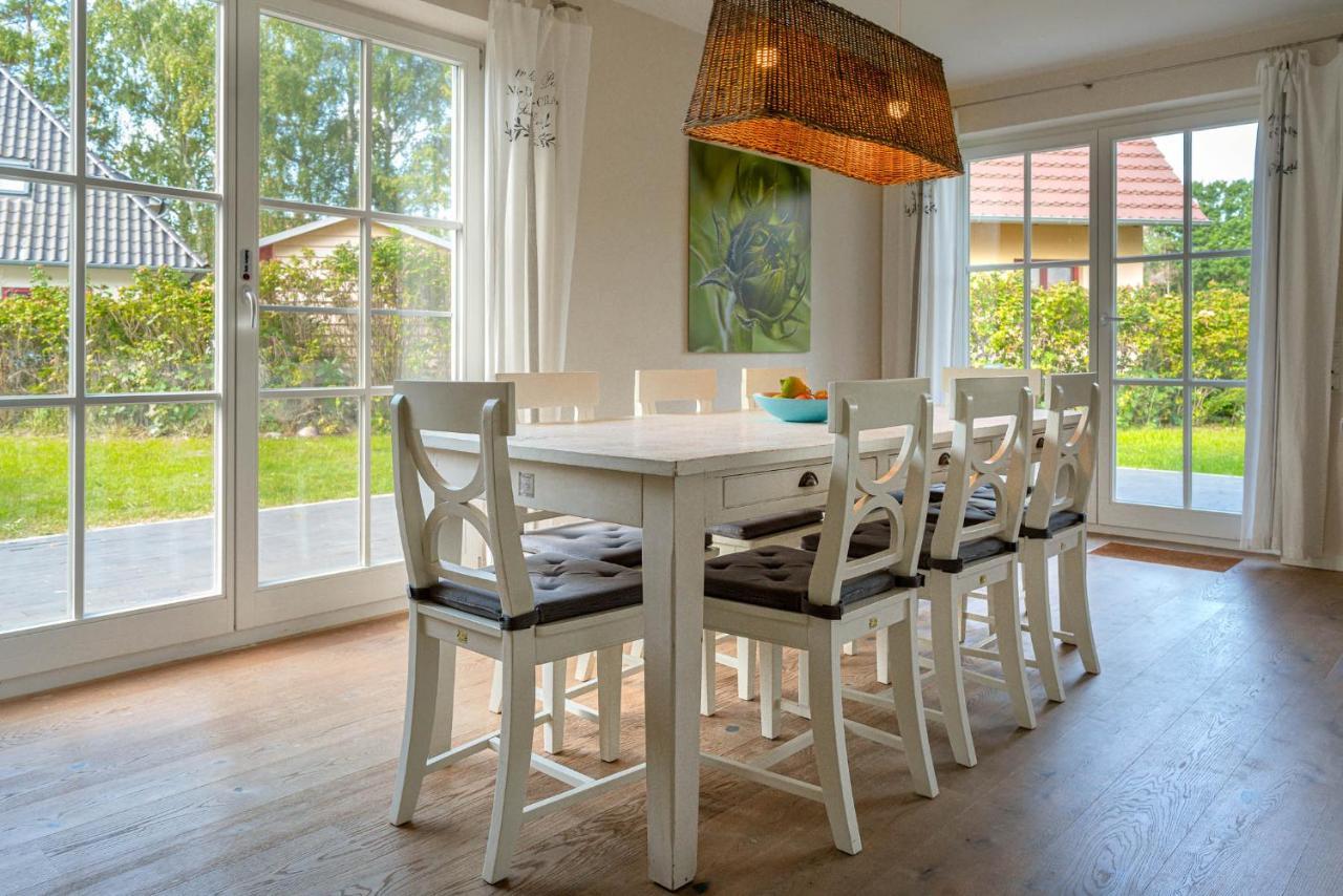 Ferien-Im-Duenenhaus Lasse Glowe Exteriör bild